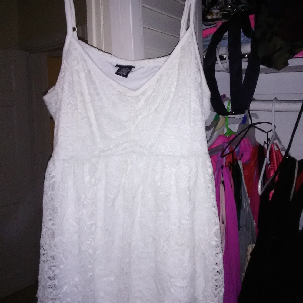 White lace Tank top